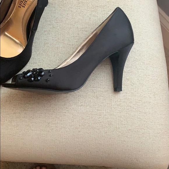 Shoes - Picture 2 of 2